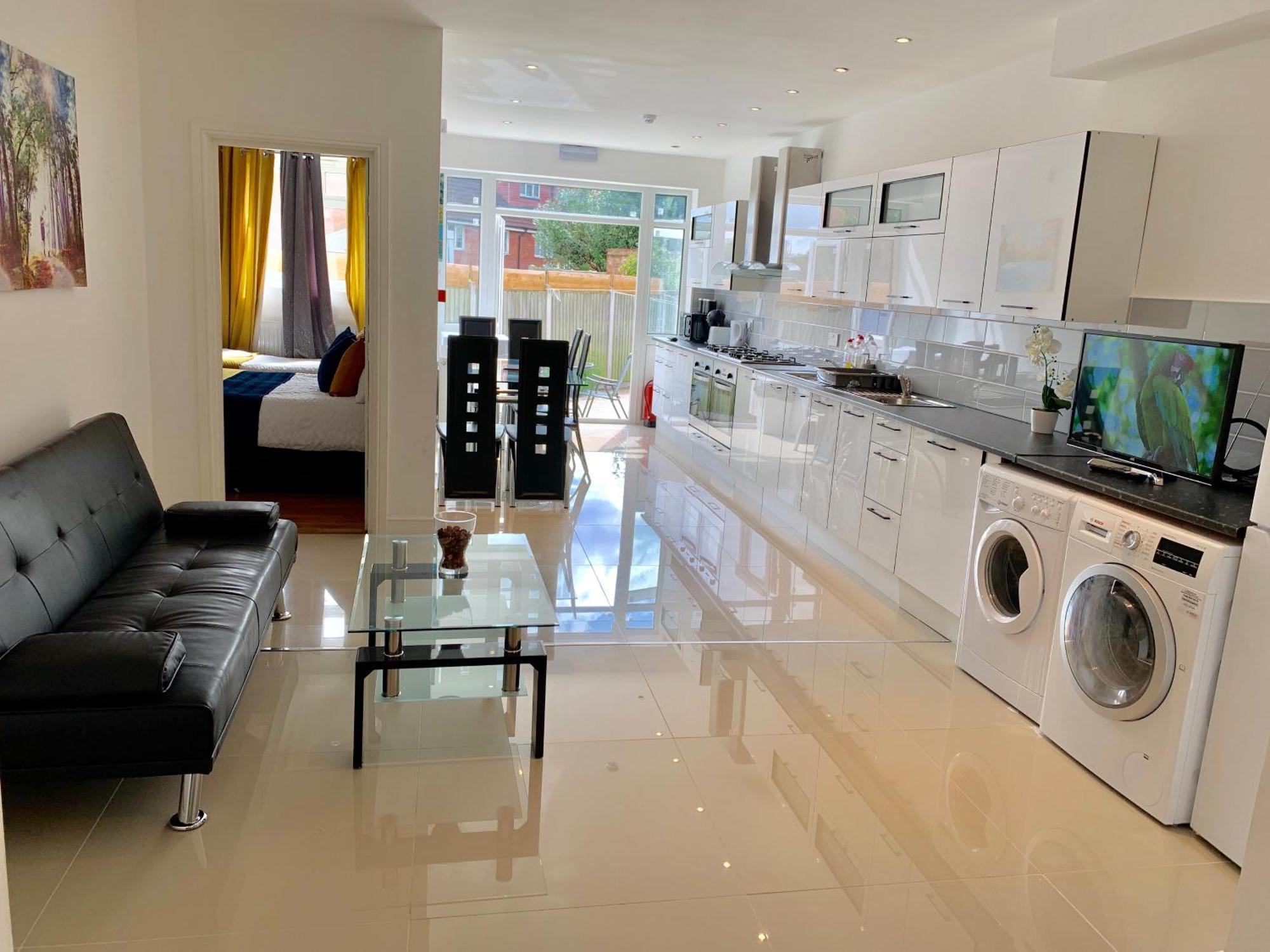 London Studio Apartments, Private Bathrooms And Parking Ilford Eksteriør bilde