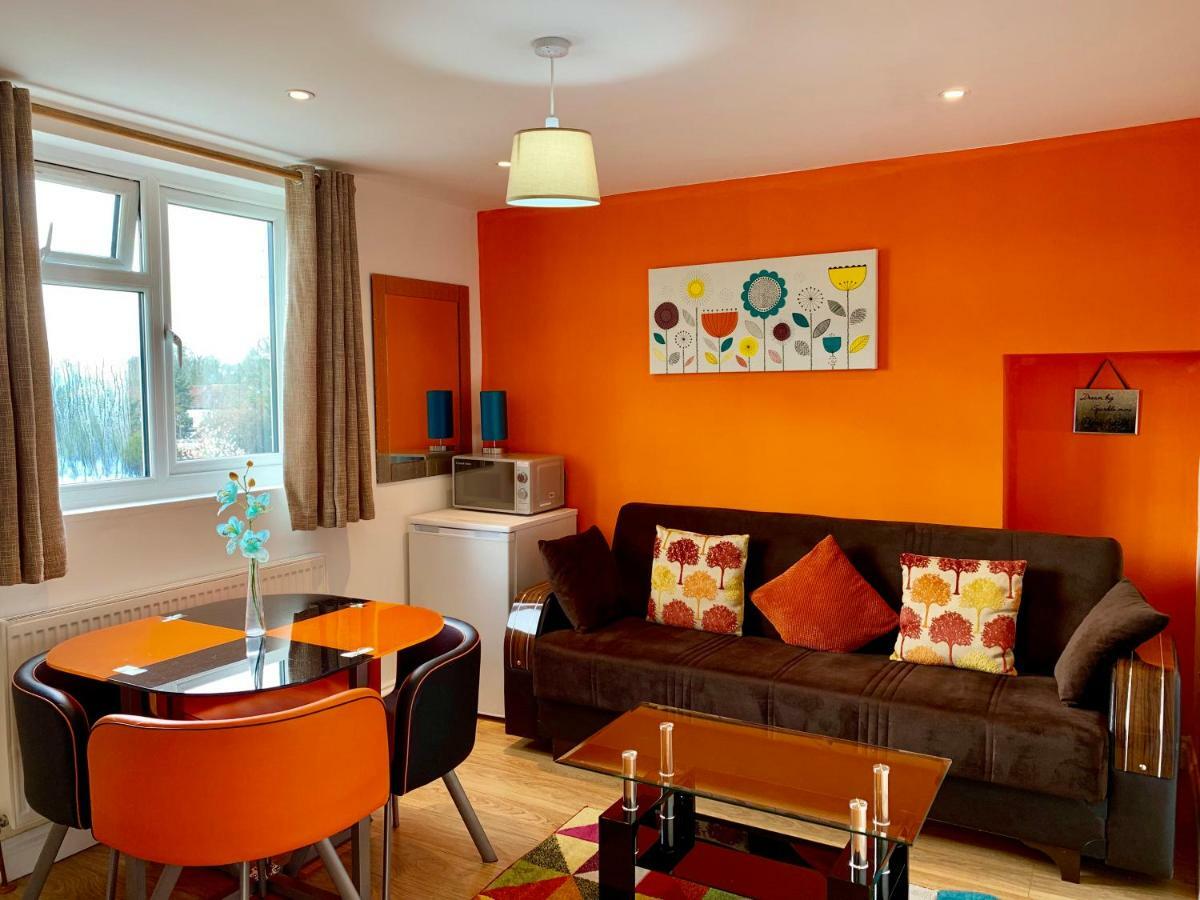 London Studio Apartments, Private Bathrooms And Parking Ilford Eksteriør bilde