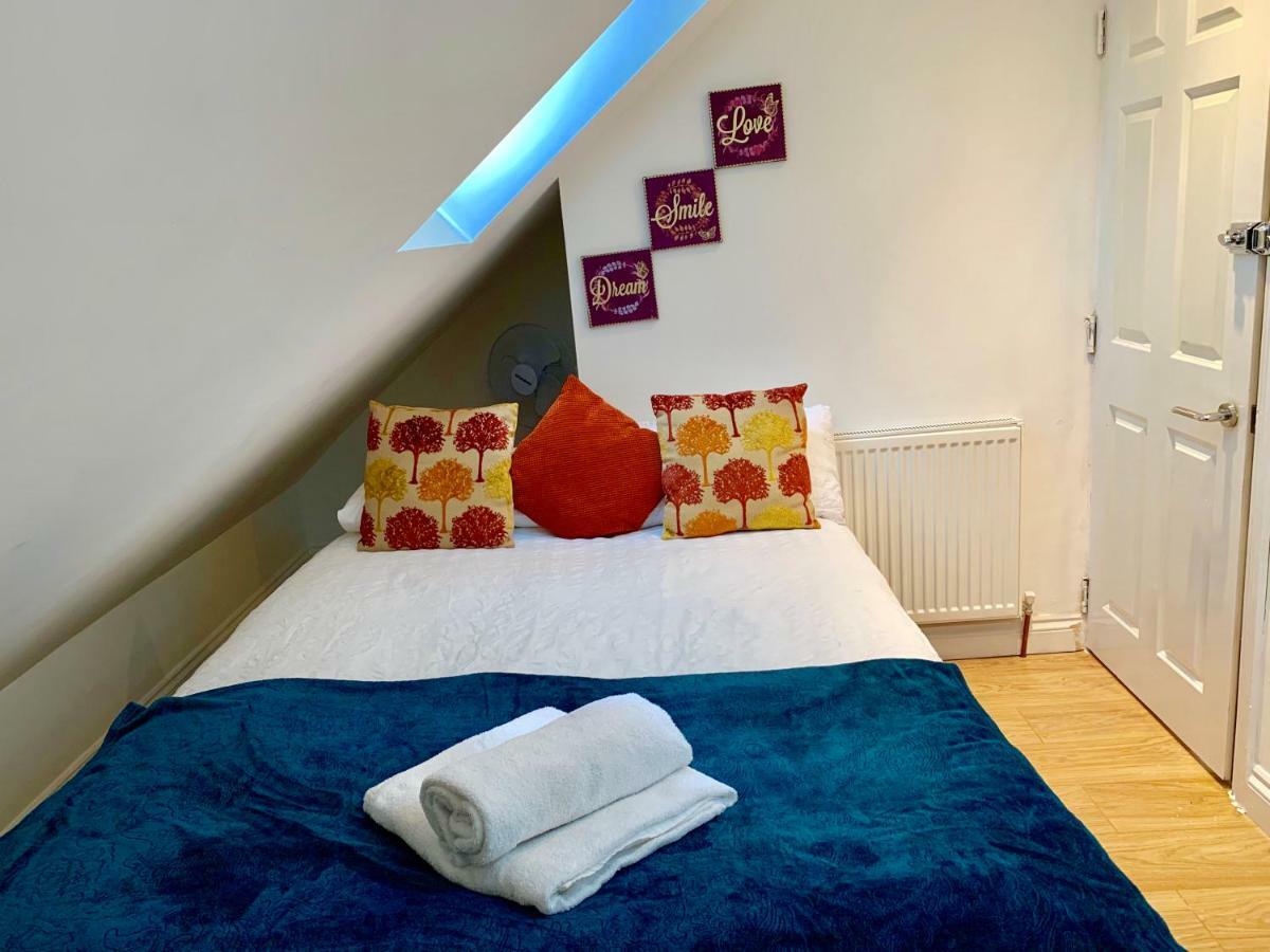 London Studio Apartments, Private Bathrooms And Parking Ilford Eksteriør bilde