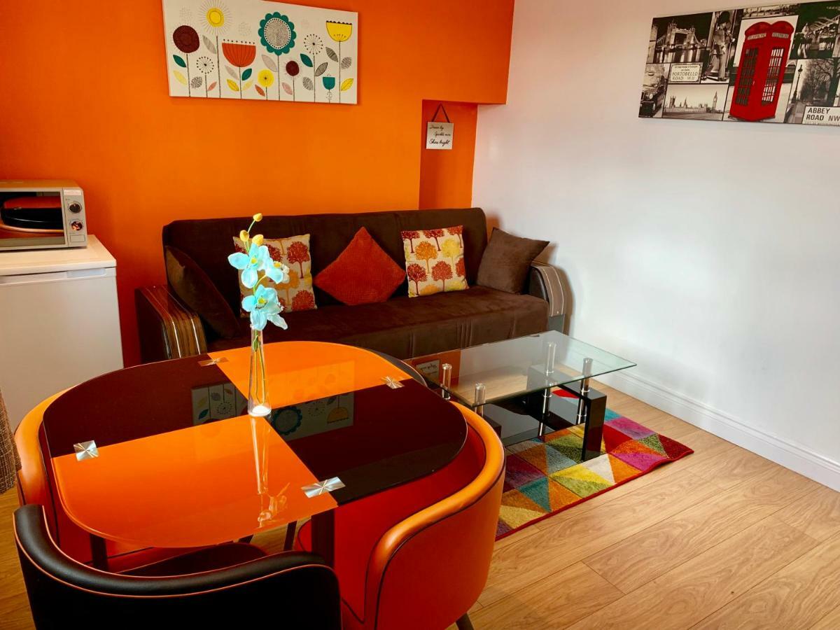 London Studio Apartments, Private Bathrooms And Parking Ilford Eksteriør bilde