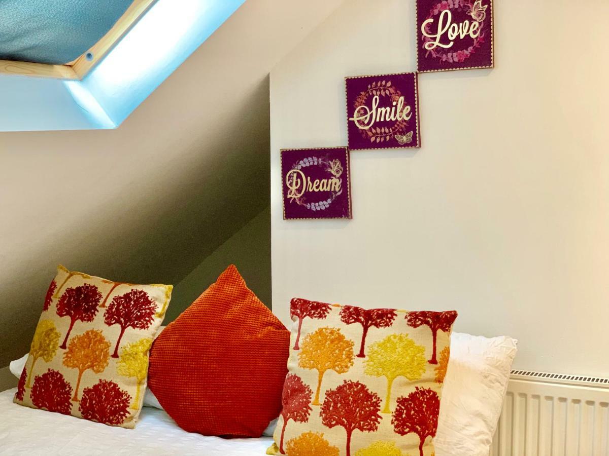 London Studio Apartments, Private Bathrooms And Parking Ilford Eksteriør bilde
