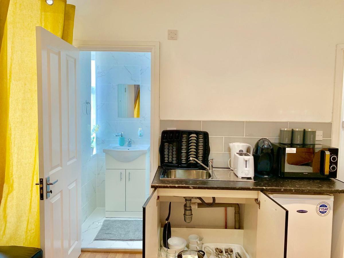 London Studio Apartments, Private Bathrooms And Parking Ilford Eksteriør bilde