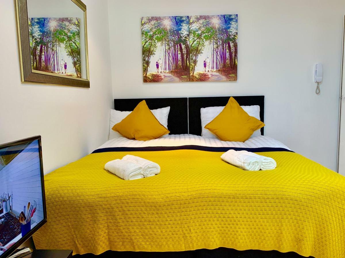 London Studio Apartments, Private Bathrooms And Parking Ilford Eksteriør bilde