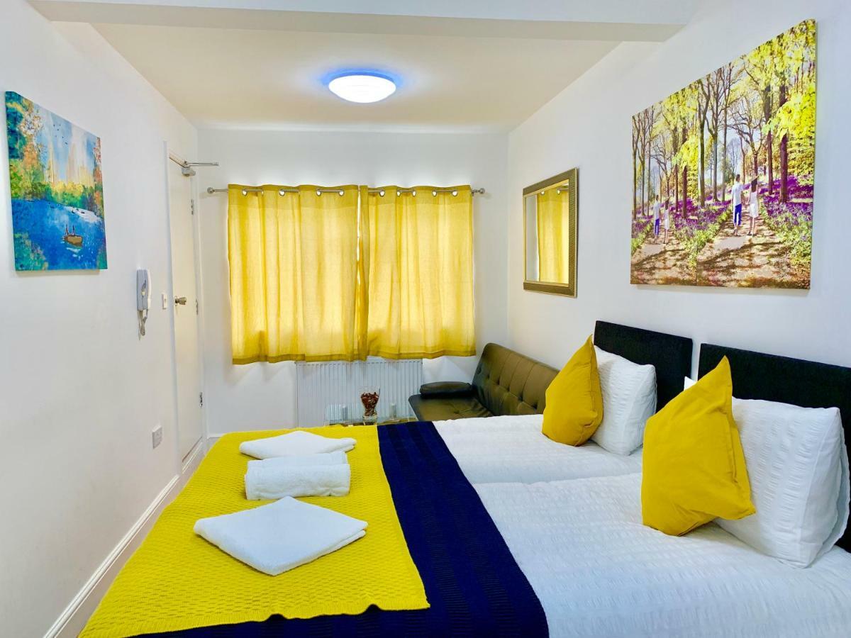 London Studio Apartments, Private Bathrooms And Parking Ilford Eksteriør bilde